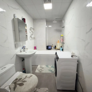 UB apartment bathroom